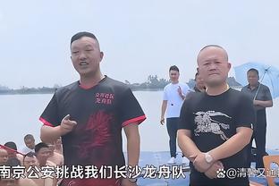 太坏了！老鼠闯进曼城主场，球迷：B费你咋来了？